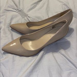Nine West nude baby pumps